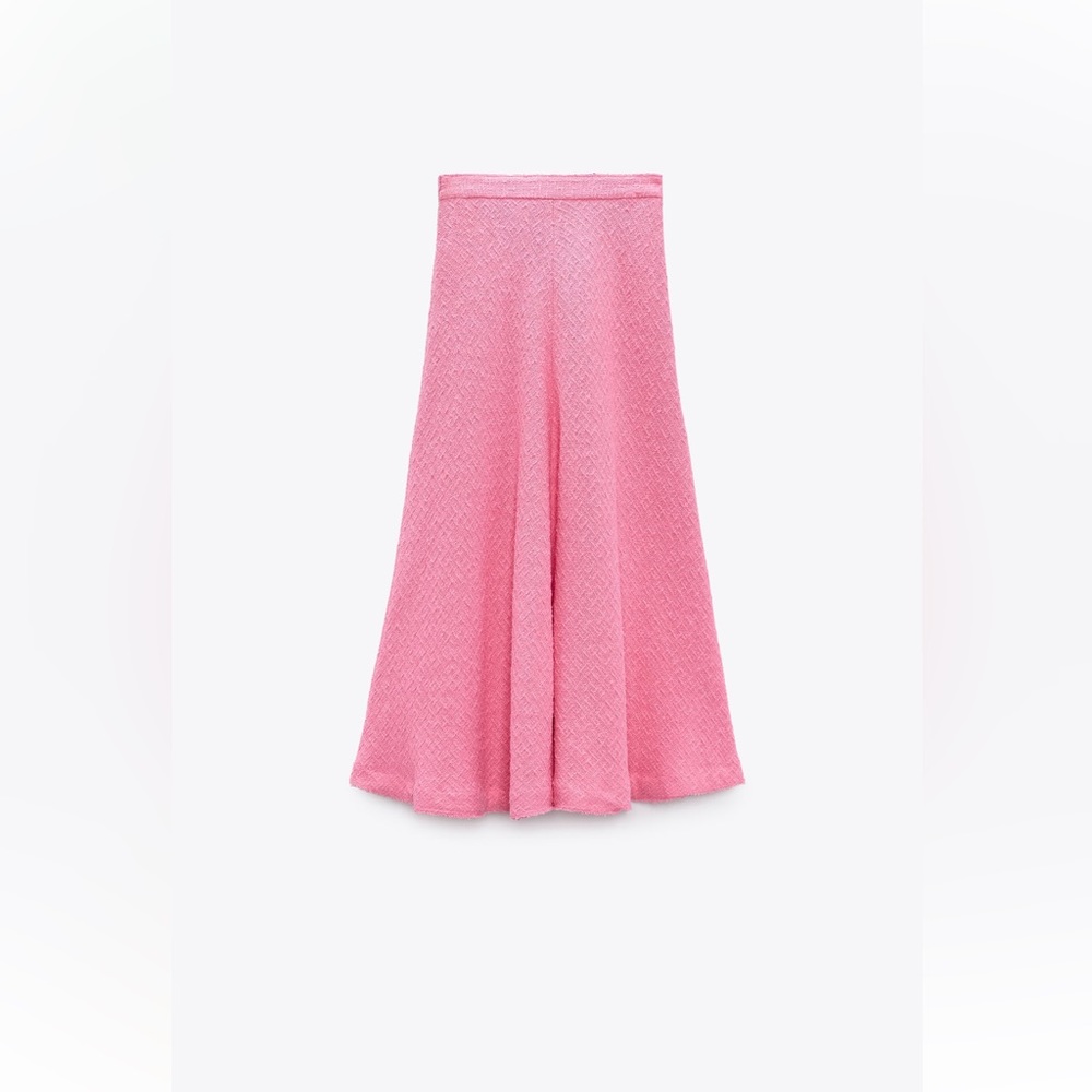 Long Textured Skirt - Picture 6 of 9